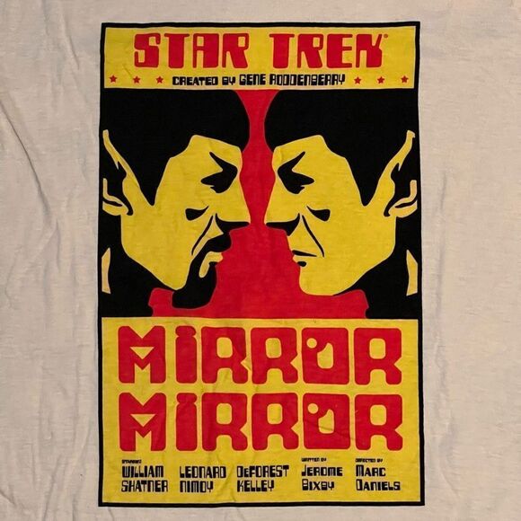 Loot Crate Exclusive Star Trek Mirror Mirror Graphic Tee Shirt / Size M - Picture 3 of 4